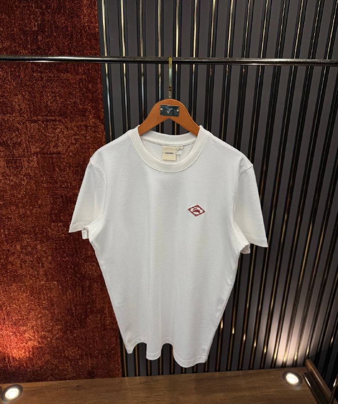 Apparel — TGi6Q7kaP9fE view