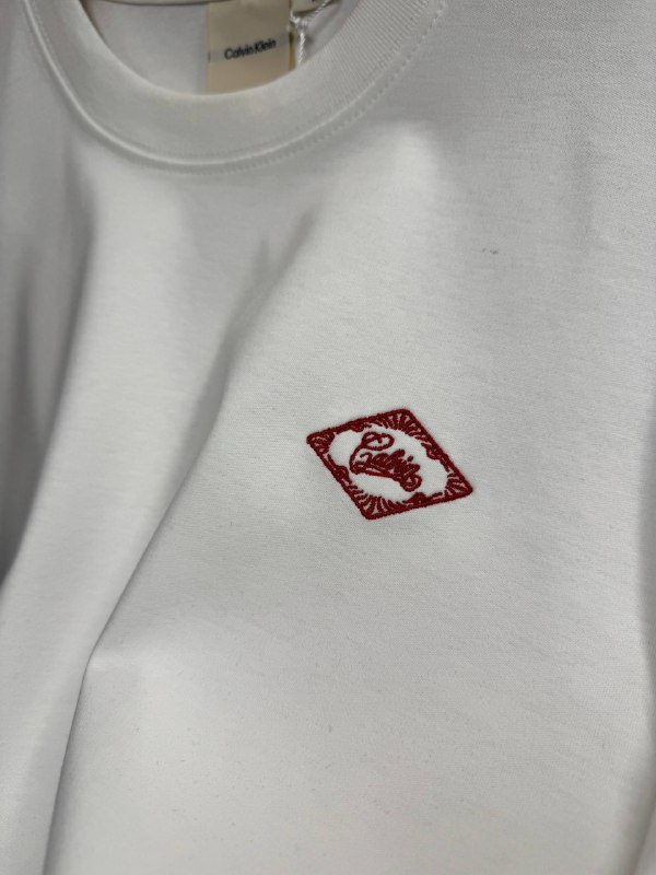 Apparel — TGi6Q7kaP9fE view
