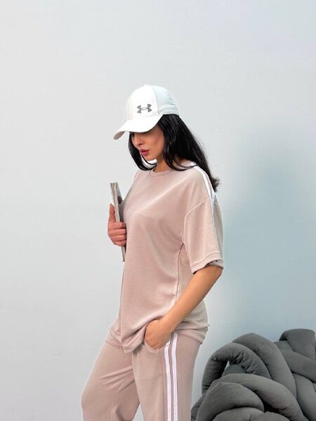Apparel — TGi8OWysrn_f view 3