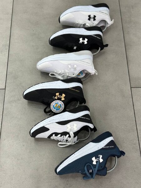 Men's Sneakers — TGiA1kZW2w2V view 8