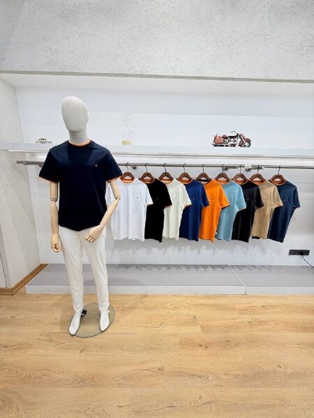Apparel — TGiLCeip1qs9