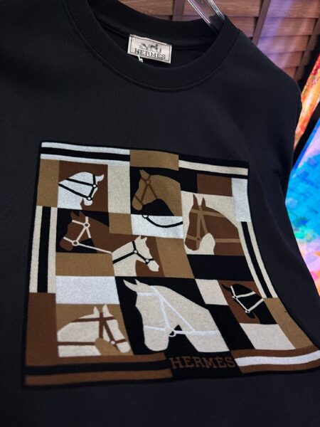 Apparel — TGiMiBLbmRg6 view 2