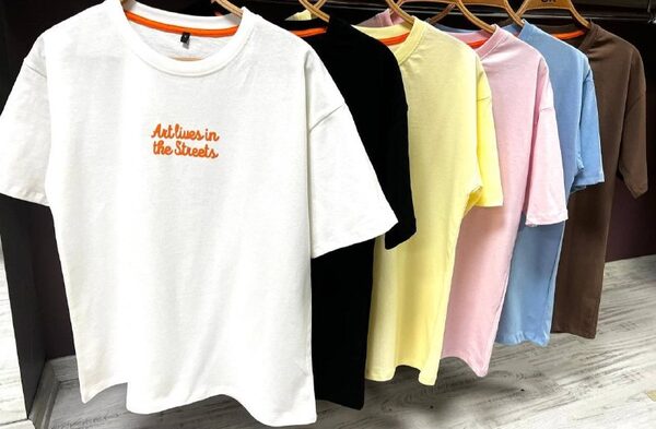 Apparel — TGiNq7EVldTe view 4