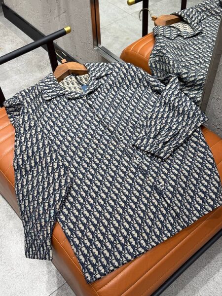 Apparel — TGiO9ITYkb25 view 4