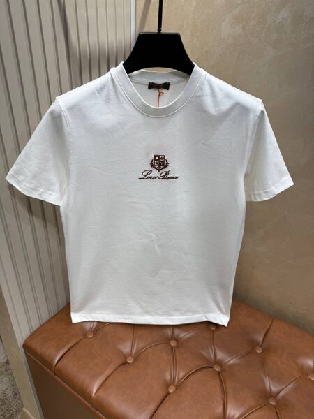 Apparel — TGiVElzpak7g view 3