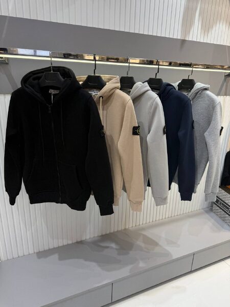 Apparel — TGidW6bbfXt0 view 3
