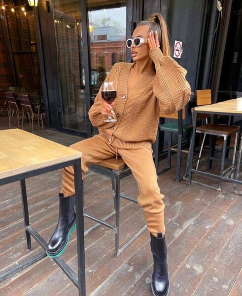 Apparel — TGifxK-WqeNc view 2