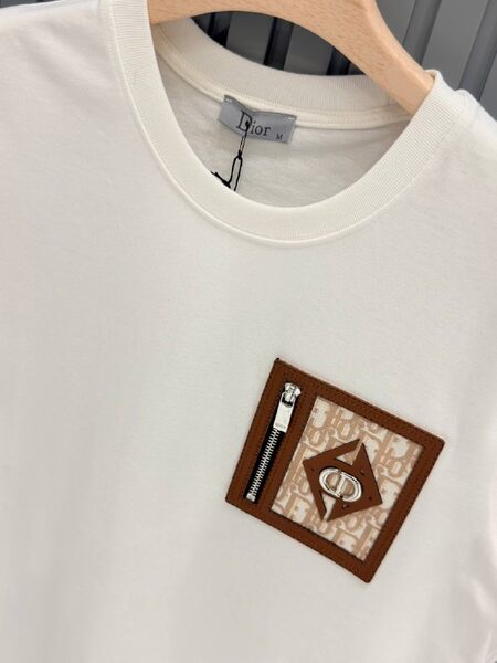Apparel — TGip_rKjwhHQ view 2