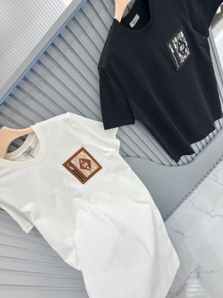 Apparel — TGip_rKjwhHQ view 4