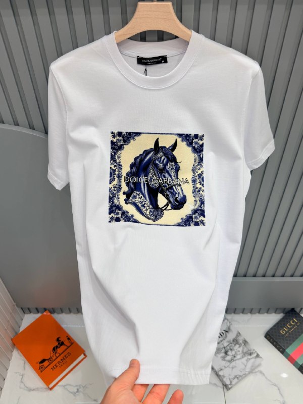 Apparel — TGivs0kMw1kl view