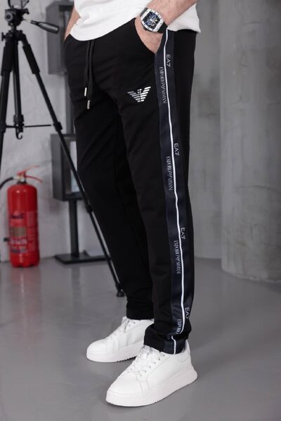 Apparel — TGj4JqD81U_V view 3