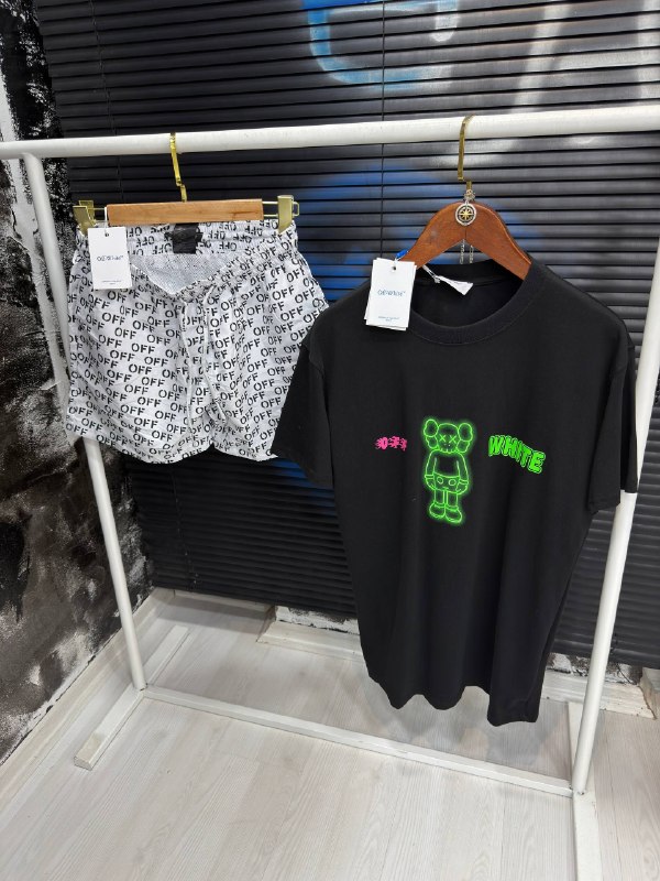 Apparel — TGj6gwUL6TTJ view