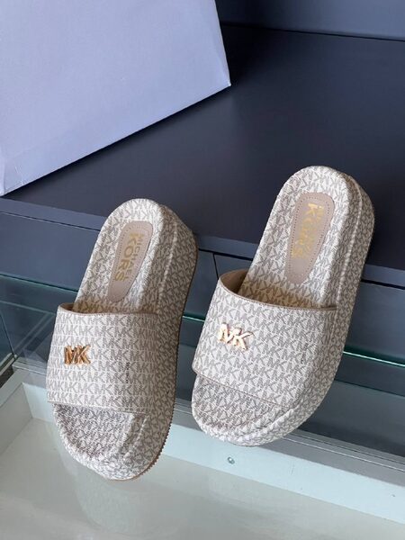 Women's Shoes — TGj8gr5t_zgJ view 5