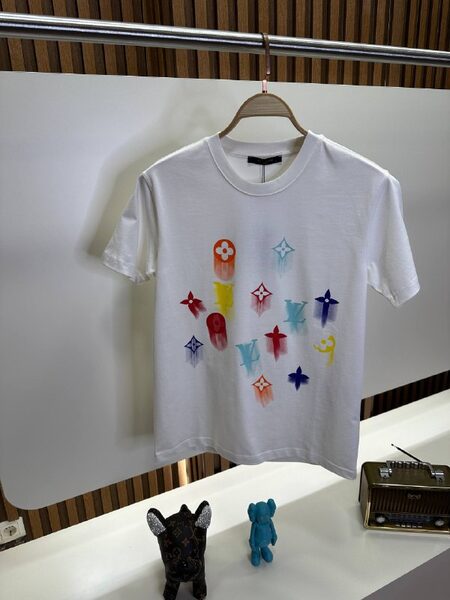 Apparel — TGjCC6Ss5lWW view 3