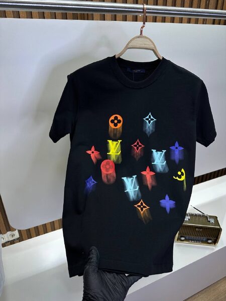 Apparel — TGjCC6Ss5lWW view 5