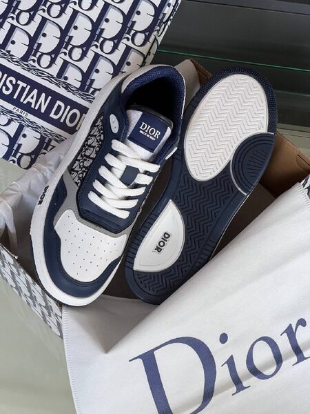 Men's Sneakers — TGjCicA2fPc9 view 3