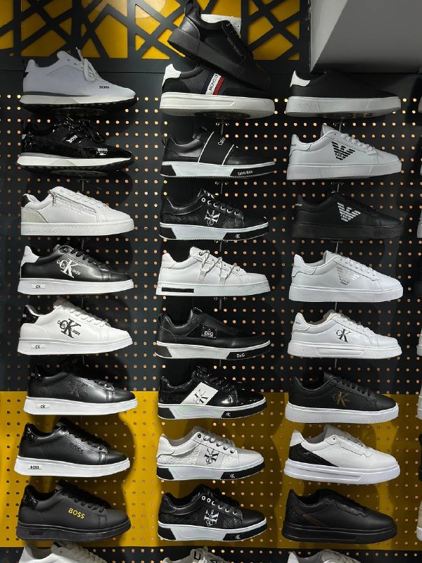 Men's Sneakers — TGjH_aB39Vd3 view