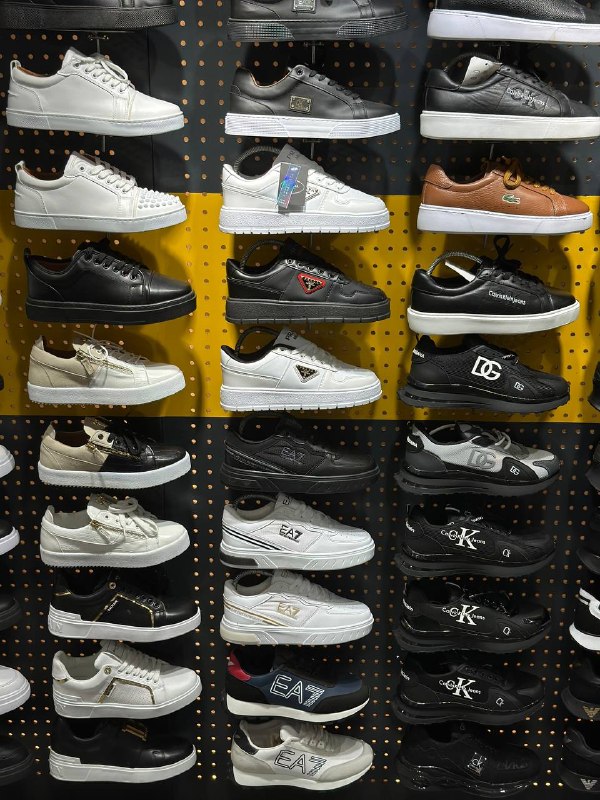 Men's Sneakers — TGjH_aB39Vd3 view