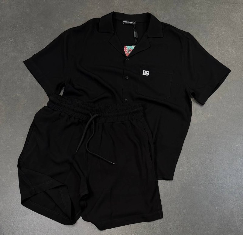 Apparel — TGjIC_IrOEP8 view
