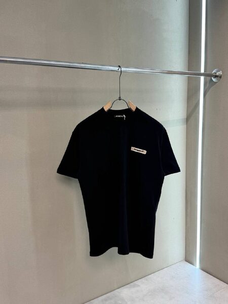 Apparel — TGjJ4DBpiZm0