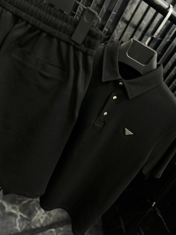 Apparel — TGjJ9_kJzwM0 view