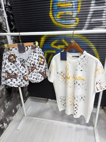Apparel — TGjK3KXKAzOj view 2