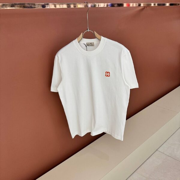 Apparel — TGjKjphKbeqp