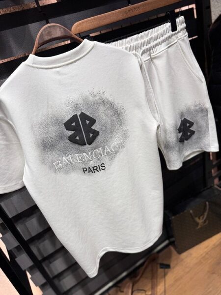 Apparel — TGjNX4k8tWnS