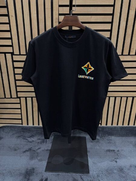 Apparel — TGjSzCCAZPN2