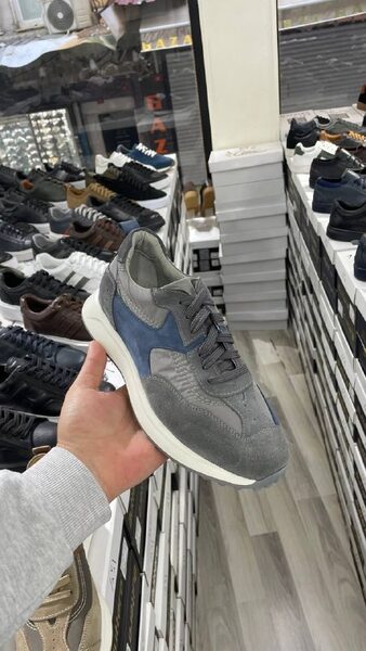 Men's Sneakers — TGjV0j3blf8E view 3