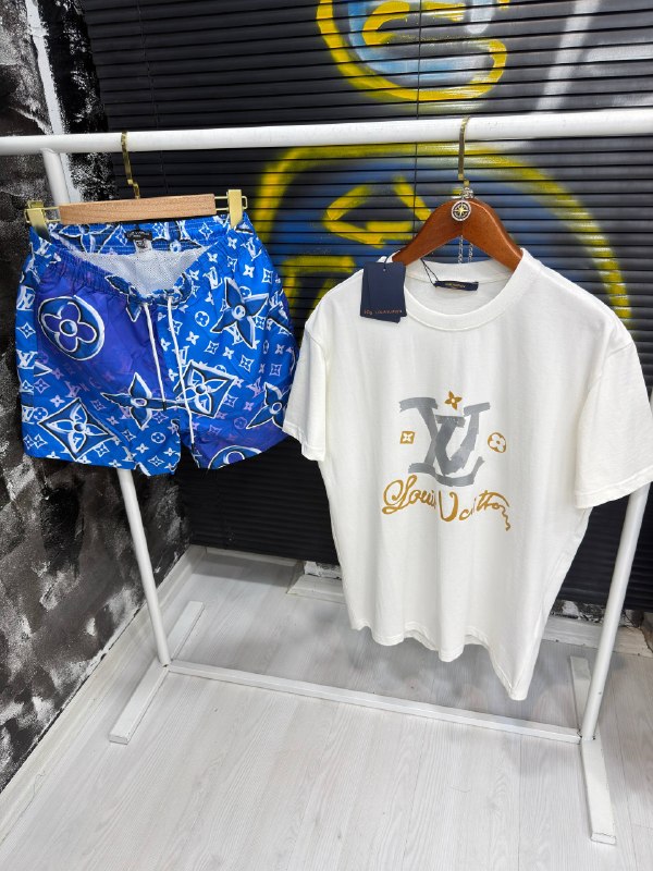 Apparel — TGjZAvn5hnzS