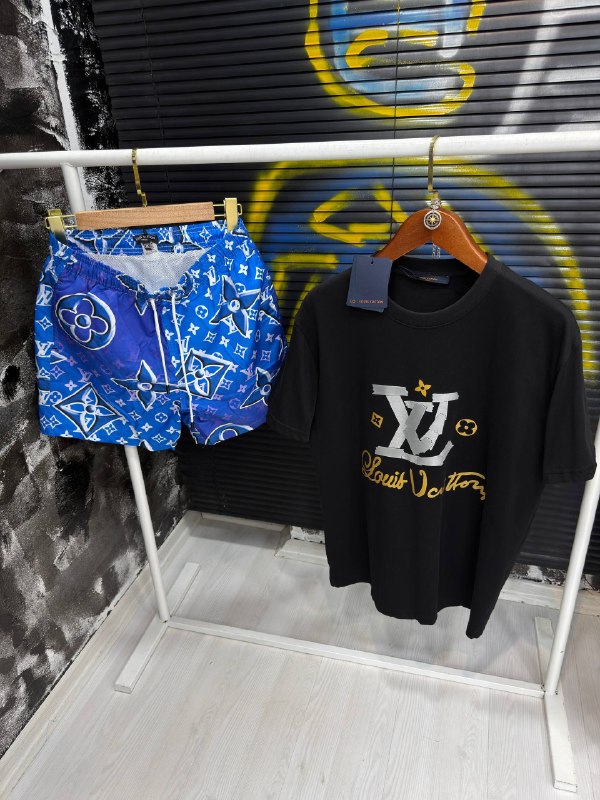Apparel — TGjZAvn5hnzS view
