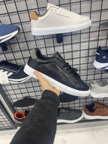 Men's Sneakers — TGj_RkrIKFjX