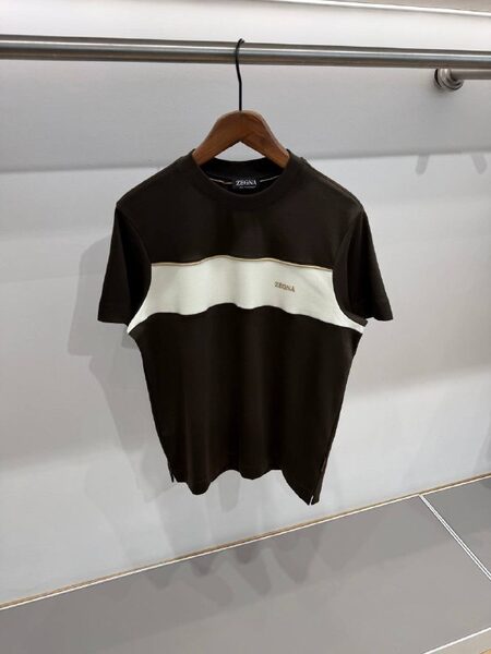 Apparel — TGjktZ0_bBF1 view 8