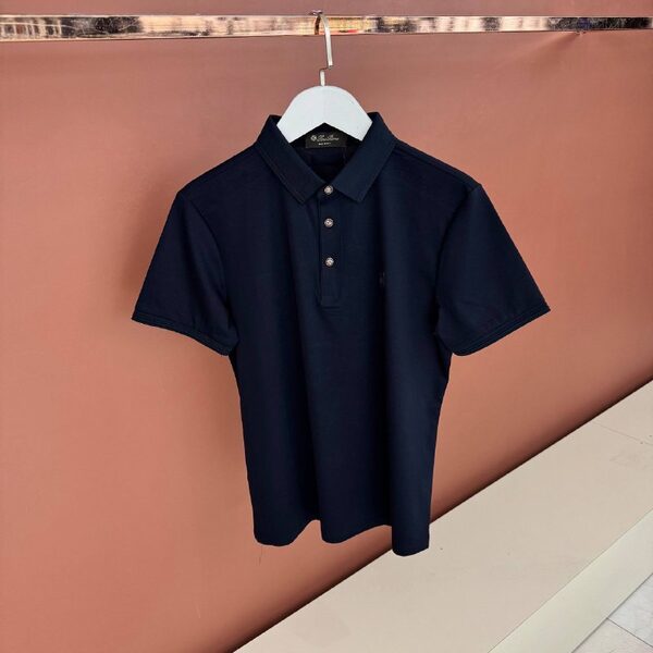 Apparel — TGjn0K0FcV2d