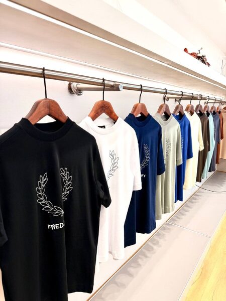 Apparel — TGk2V10sou28
