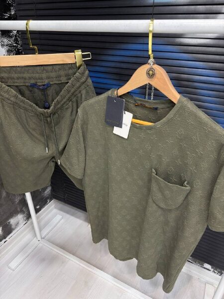 Apparel — TGk8zV9X99nW