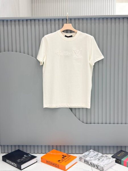 Apparel — TGk95GYaye7L