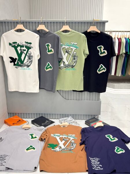Apparel — TGkF5m2MUBlh view 3