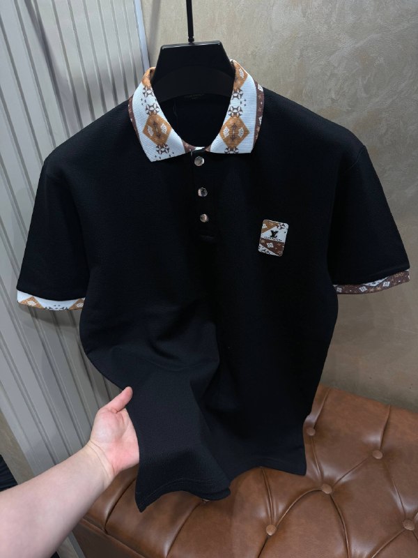Apparel — TGkMkNcre0cw