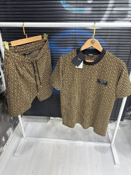 Apparel — TGkMolhld_n4 view 4