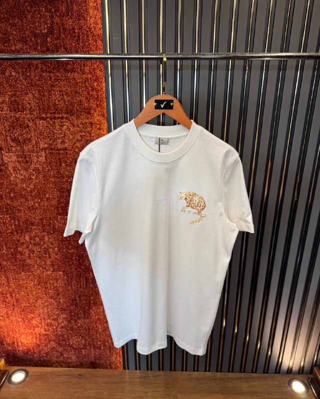 Apparel — TGkNSChu89E6 view