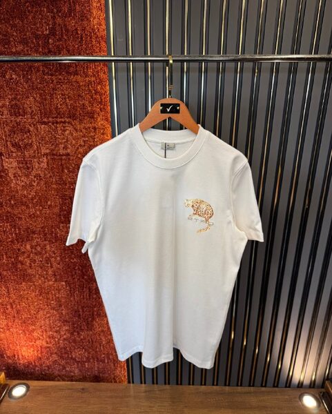 Apparel — TGkNSChu89E6 view 3