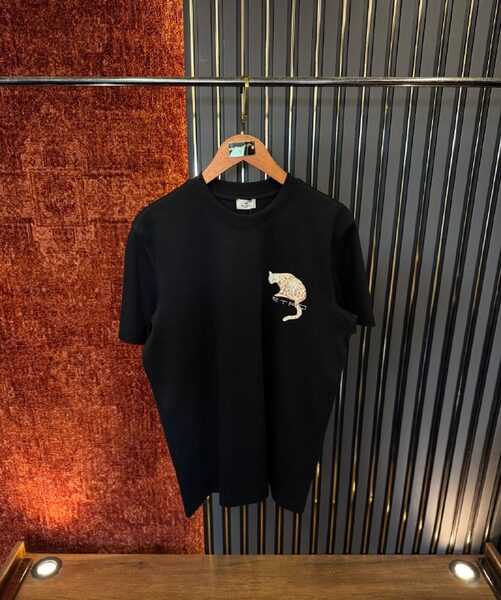 Apparel — TGkNSChu89E6 view 5
