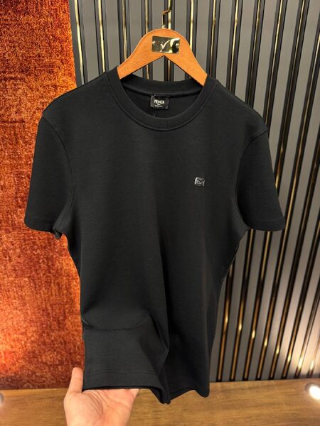 Apparel — TGkQm8L2D7Pa view 2