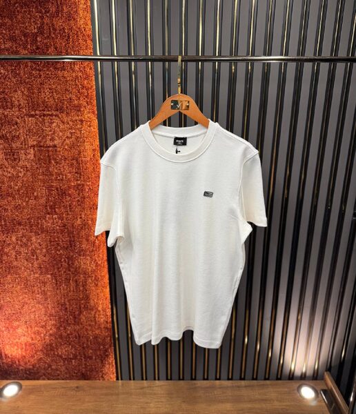 Apparel — TGkQm8L2D7Pa view 3