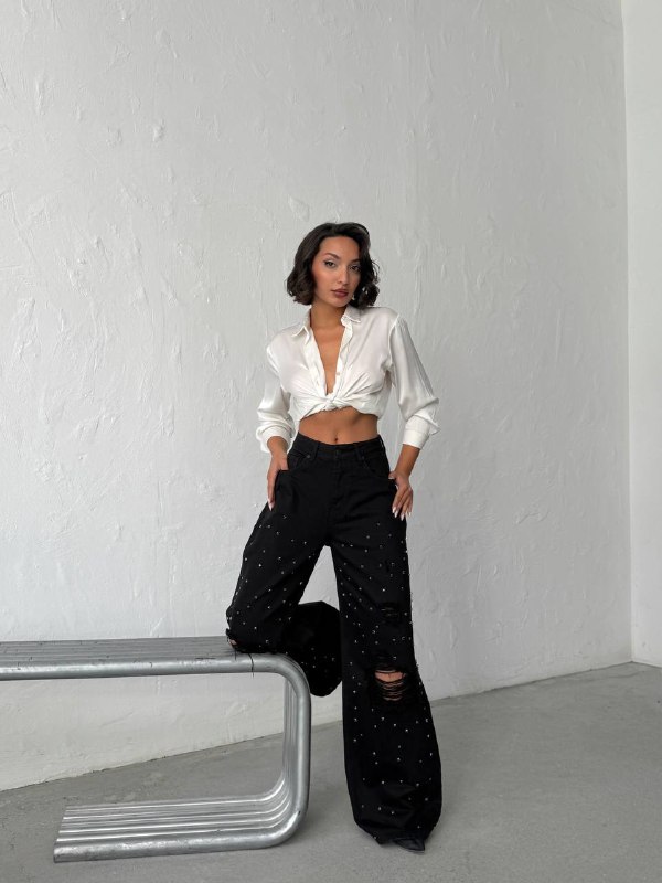 Apparel — TGkT0UaeZseW view