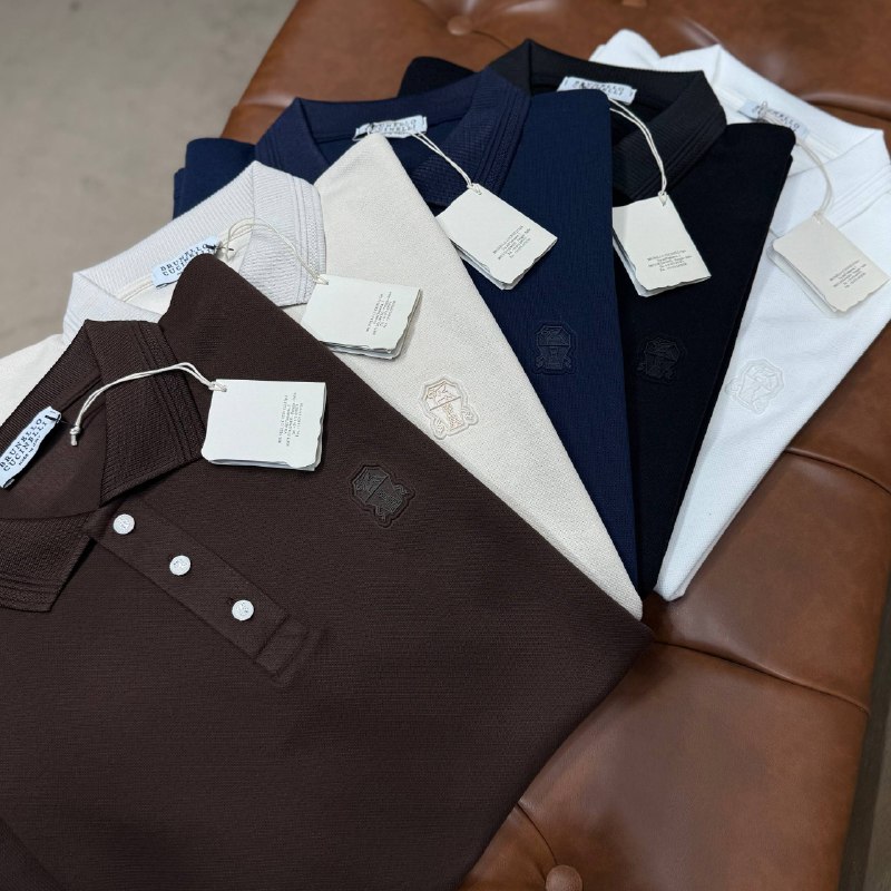 Apparel — TGkXLaRewilh