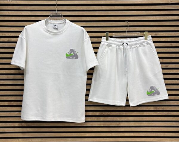Apparel — TGkYoTX549b7 view 3