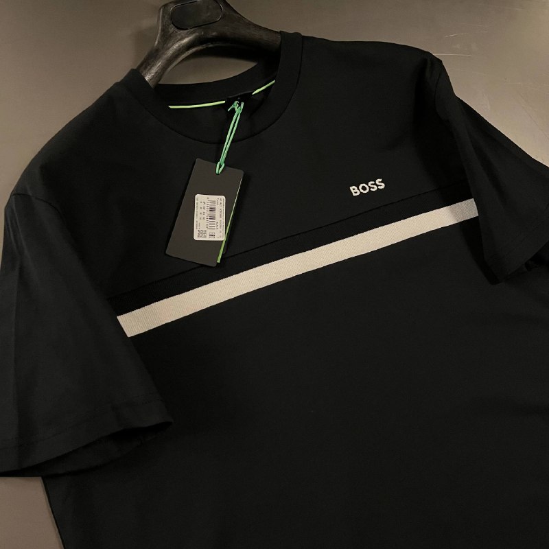 Apparel — TGk_LwHp9kWu view